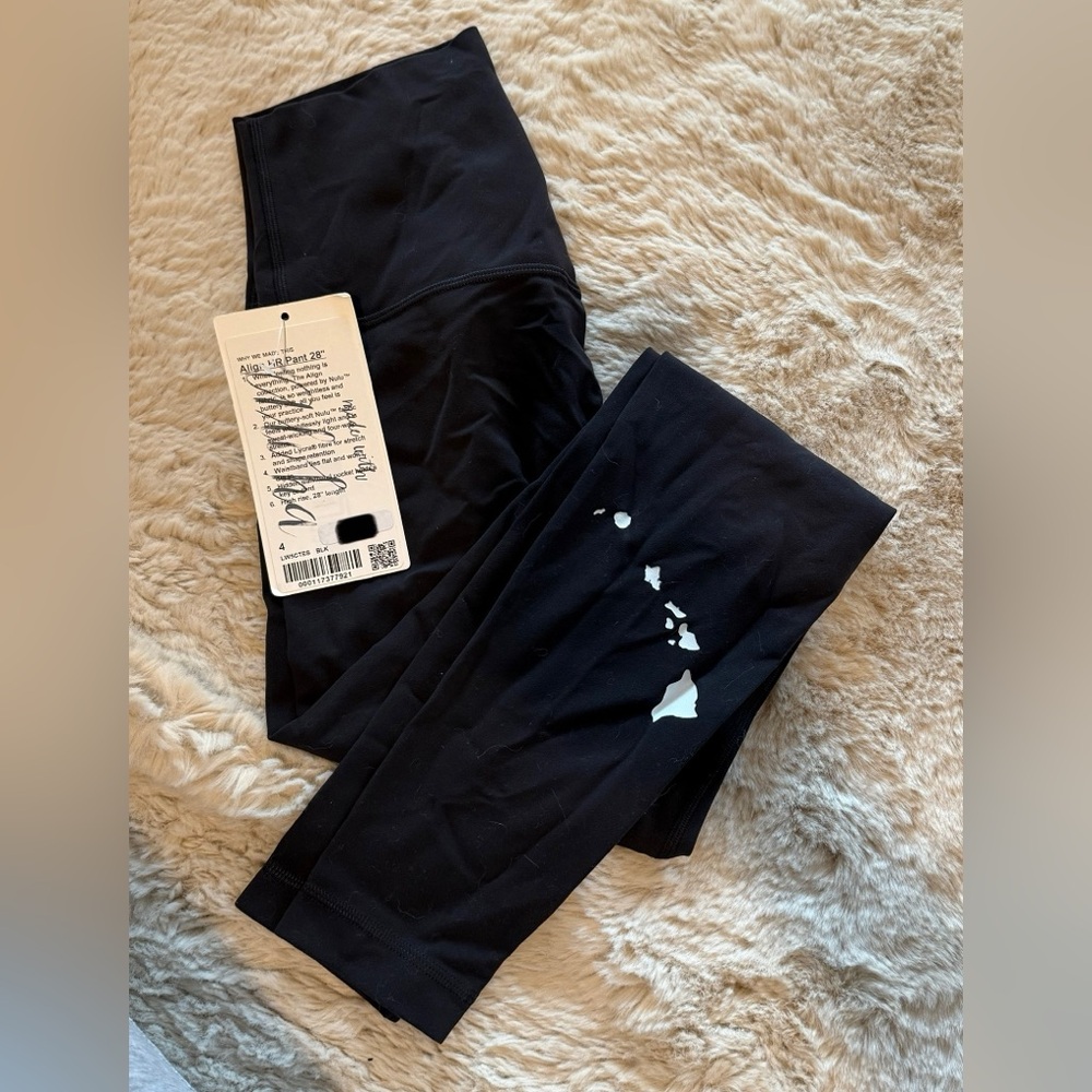 Lululemon - Hawaiian Islands Align